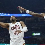 Les Cavs de Donovan Mitchell (45) ont écrasé les Mavericks dimanche en NBA KEYSTONE/AP/Sue Ogrocki